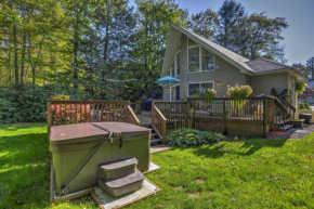 Evolve Poconos House with Pool, Hot Tub and Golf!
